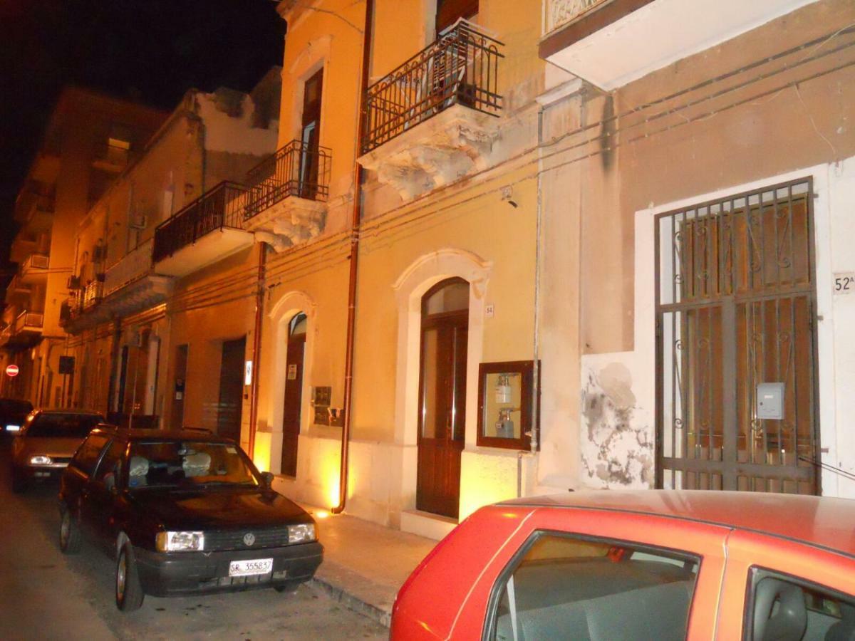 Come A Casa Syrakus Exterior foto